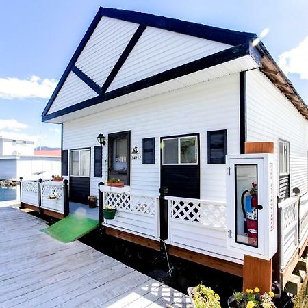 Scenic Bay Float Home Hideaway Athol Eksteriør bilde