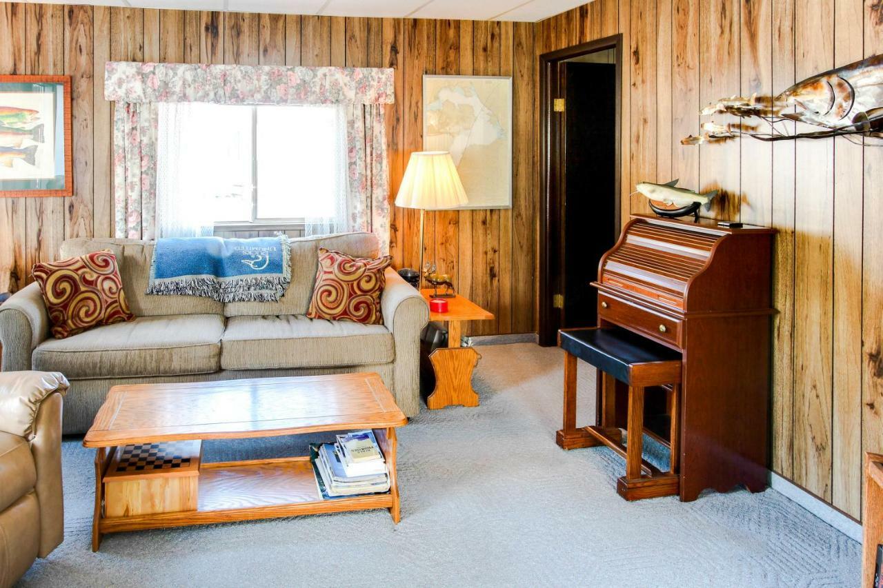 Scenic Bay Float Home Hideaway Athol Eksteriør bilde