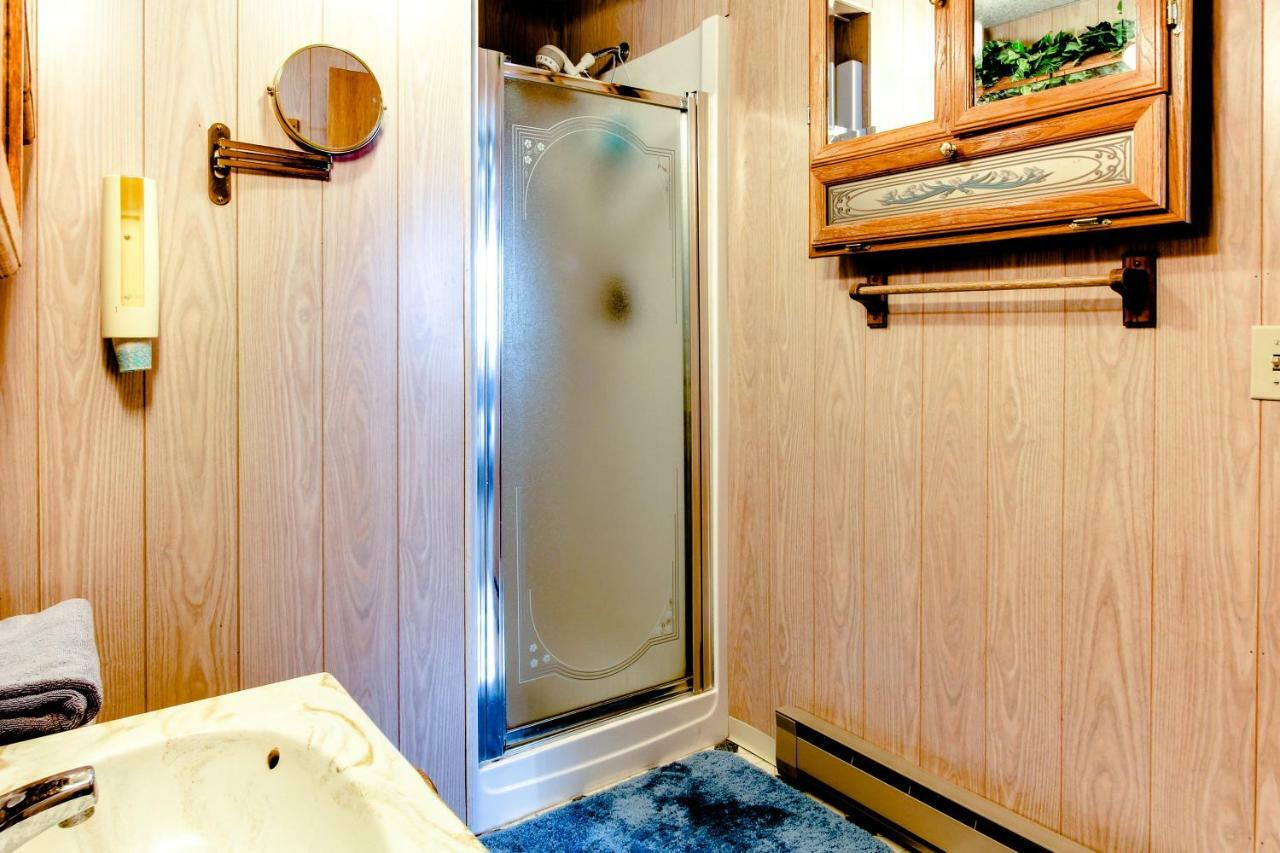 Scenic Bay Float Home Hideaway Athol Eksteriør bilde